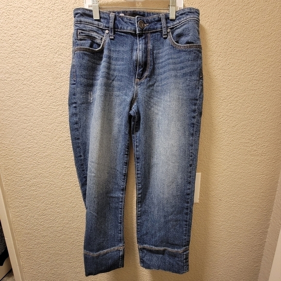 Kut from the Kloth Annie crop pant - Picture 1 of 7